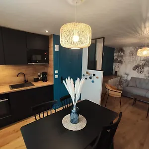 https://lemeraude-logement-tout-confort-wifi-parking-centre-ville.inbrittany.com