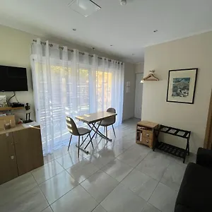https://appartement-au-calme-dans-un-espace-arbore.fr-provencehotel.com