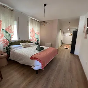 https://apt-mirador-de-lindaraja.es-andalucia.com
